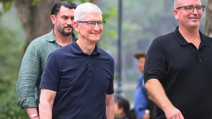 Báo chí quốc tế đưa tin chuyến thăm Việt Nam của Tim Cook: Việt Nam quan trọng với Apple