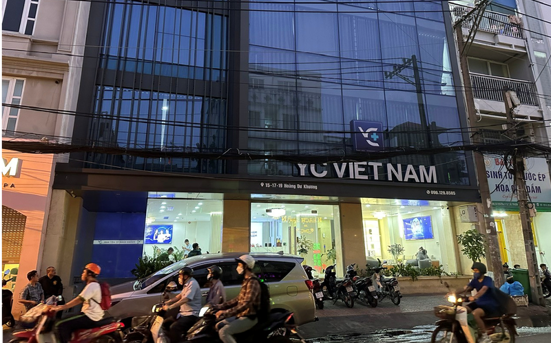 TP. Hồ Chí Minh: Một phòng khám vẫn khám, chữa bệnh dù bị tước giấy phép hoạt động