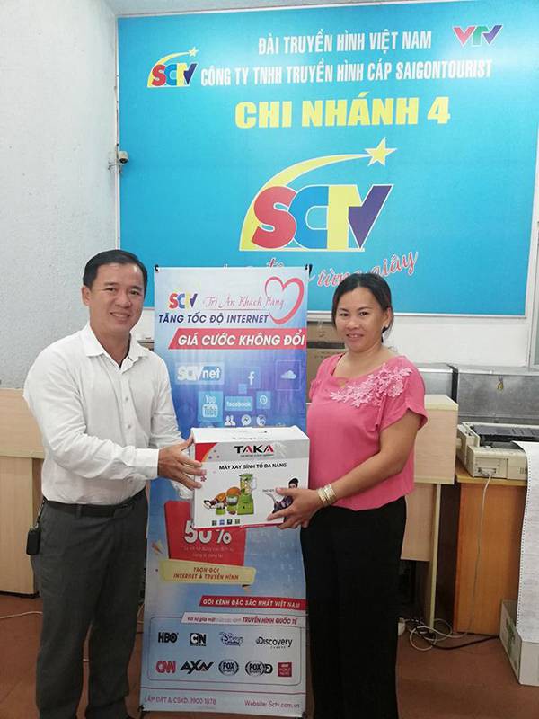 SCTV trao giải thưởng chương trình "Nét đến nhà, quà trao tay cùng SCTV" tại các chi nhánh