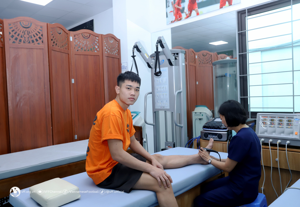 Tiền đạo Nguyễn Đình Bắc phục hồi nhanh sau chấn thương, có thể sớm trở lại thi đấu