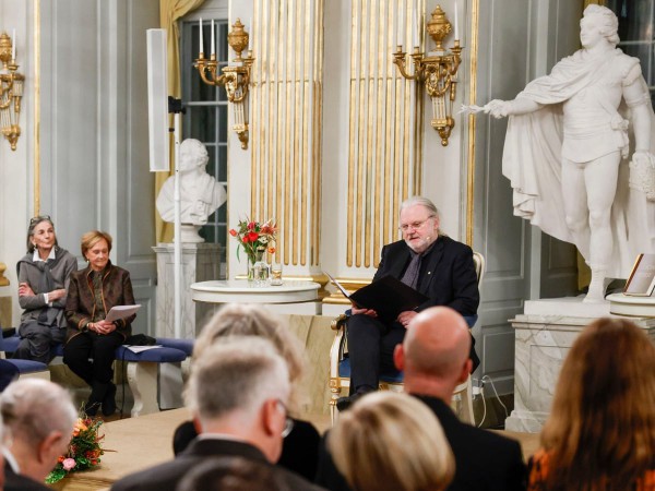 Jon Fosse - chủ nhân mới của Nobel Văn chương 