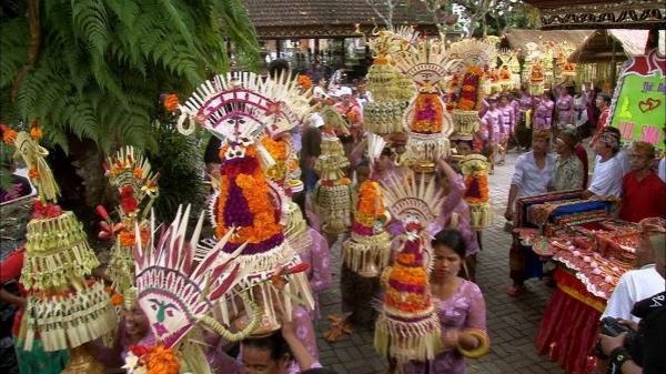 Đám cưới hoàng gia theo phong cách Bali