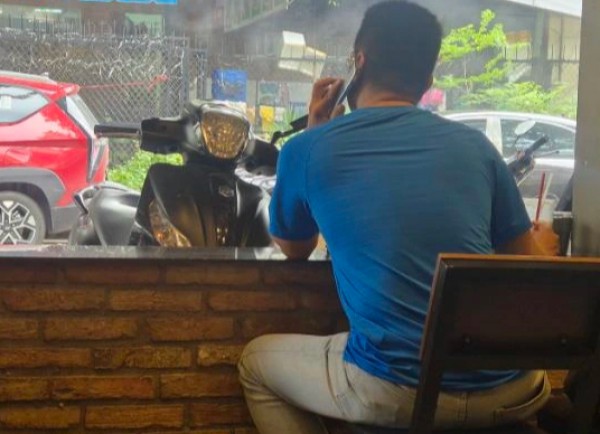 Bỗng dưng bị người lạ gọi điện thoại hỏi 'anh vừa đặt massage tận nơi phải không?'