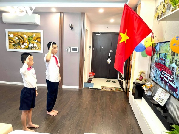 Tâm sự của Bộ trưởng Nguyễn Kim Sơn về ngày khai trường đặc biệt