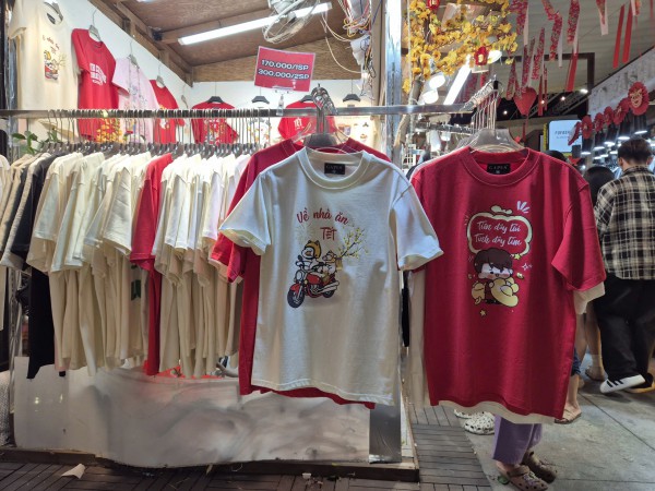 Khi chiếc áo cũng biết… đòi lì xì