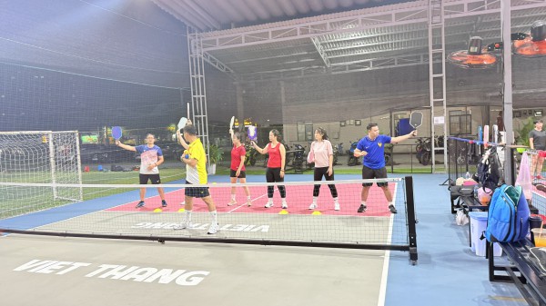 Muốn học pickleball miễn phí, nên đến đây và liên hệ người này… Muốn học pickleball miễn phí, nên đến đây và liên hệ người này…