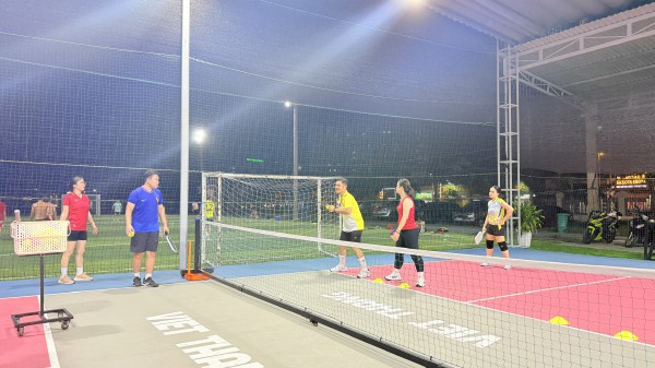 Muốn học pickleball miễn phí, nên đến đây và liên hệ người này… Muốn học pickleball miễn phí, nên đến đây và liên hệ người này…