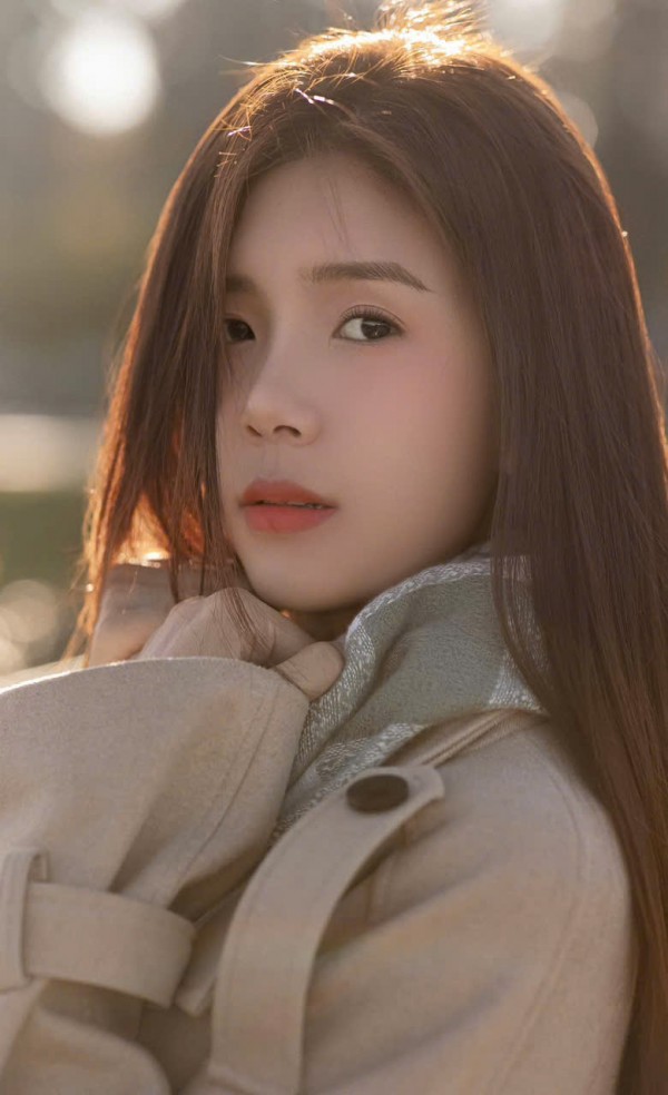 'Nàng thơ Đà Lạt' có cái tên... Vui đang hút hồn dân mạng