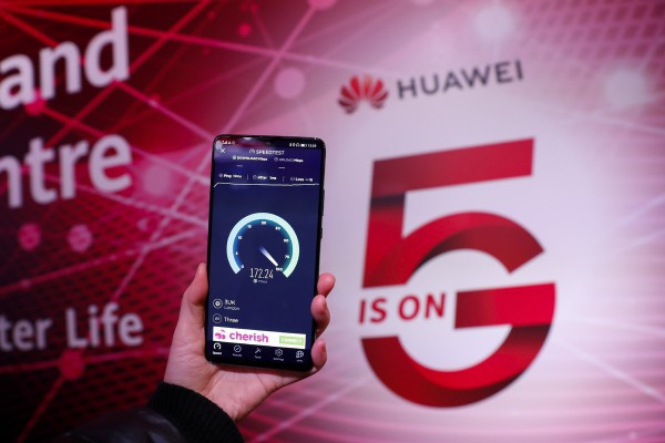 Huawei yêu cầu doanh nghiệp Nhật Bản trả phí bản quyền