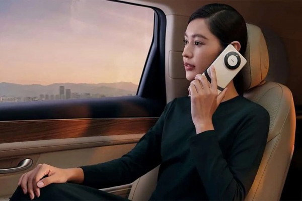 Mate 60 Pro chịu rơi tốt hơn smartphone cao cấp của Samsung