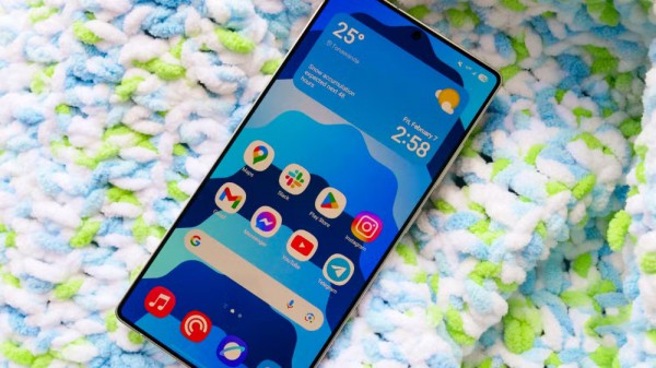 Người dùng Samsung Galaxy S25 phàn nàn với sự cố sạc pin Người dùng Samsung Galaxy S25 phàn nàn với sự cố sạc pin