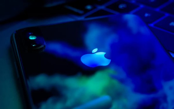 Apple đang phát triển iPhone như 'phim viễn tưởng'? Apple đang phát triển iPhone như 'phim viễn tưởng'?