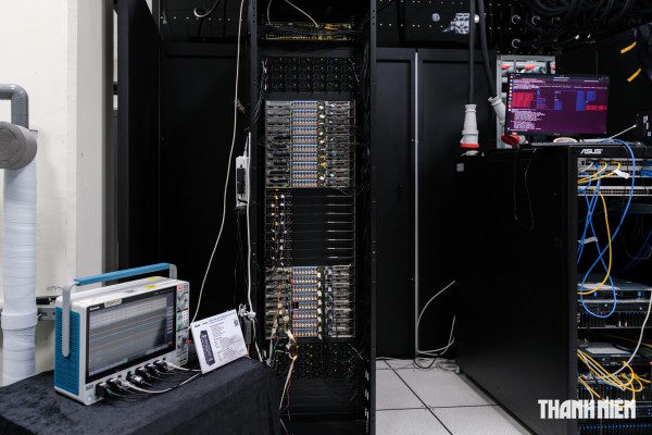 Bên trong phòng thí nghiệm hạ tầng AI của ASUS tại Computex 2026 Bên trong phòng thí nghiệm hạ tầng AI của ASUS tại Computex 2026