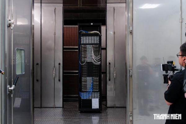 Bên trong phòng thí nghiệm hạ tầng AI của ASUS tại Computex 2026 Bên trong phòng thí nghiệm hạ tầng AI của ASUS tại Computex 2026