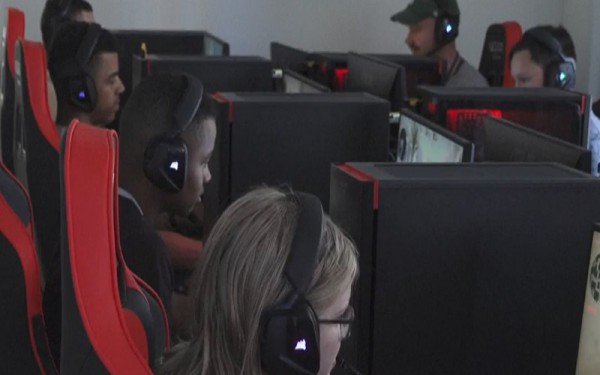 Cảnh sát Đan Mạch tuần tra trên không gian mạng Cảnh sát Đan Mạch tuần tra trên không gian mạng