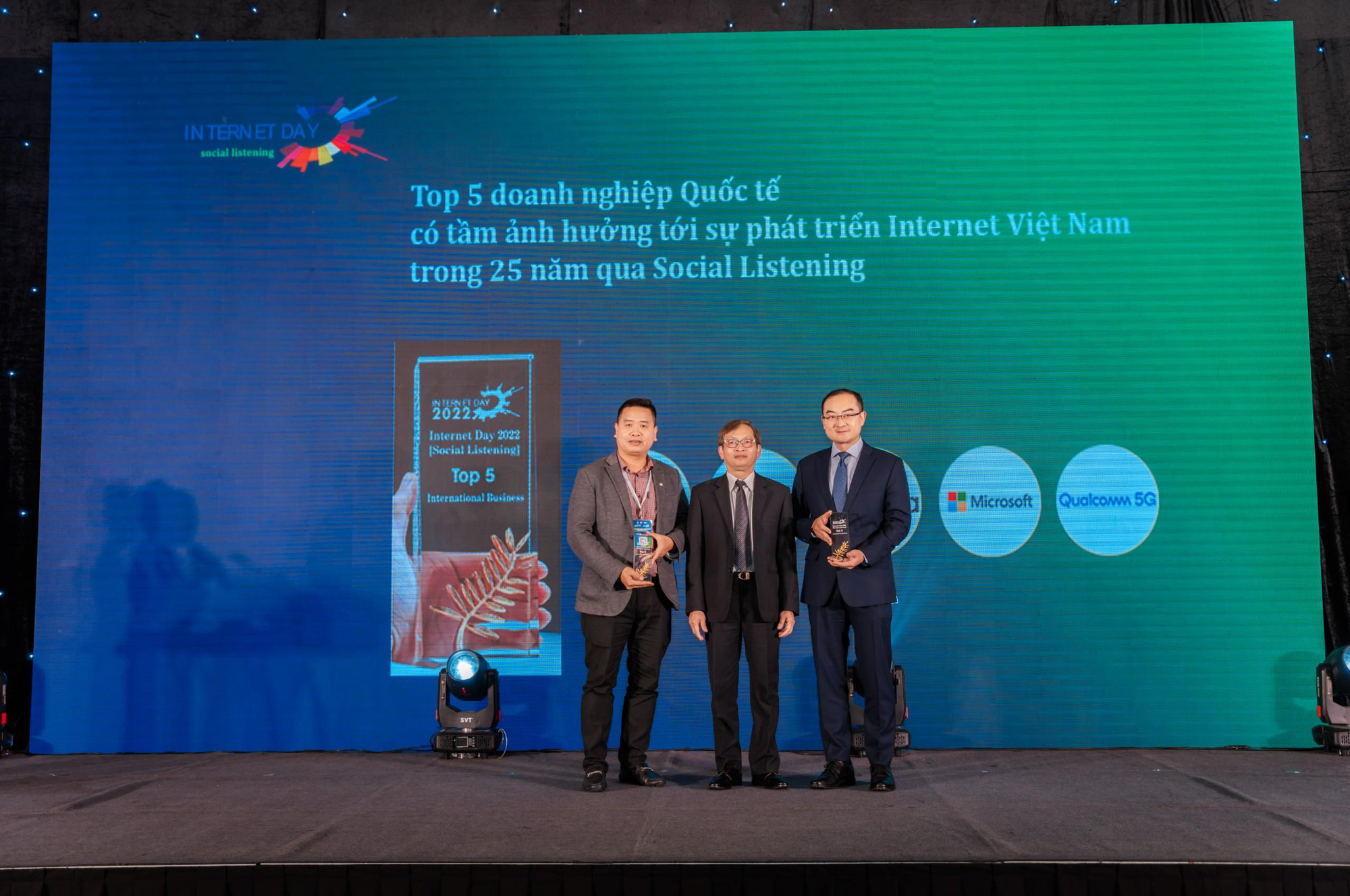 Doanh nghiệp quốc tế có tầm ảnh hưởng tới sự phát triển Internet Việt Nam