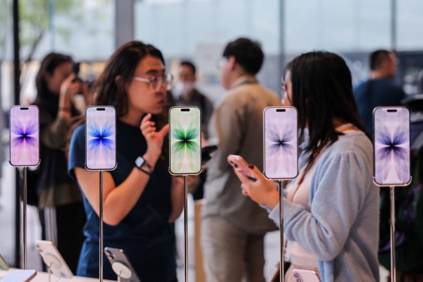 Lý do người dùng ngày càng chậm đổi smartphone