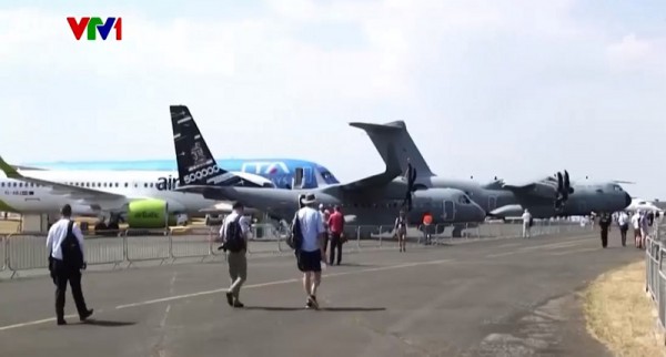 Ngành hàng không tính đến việc từ bỏ nhiên liệu hóa thạch