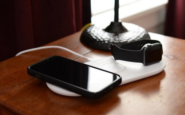 Sạc không dây có làm hỏng pin điện thoại của bạn? Sạc không dây có làm hỏng pin điện thoại của bạn?