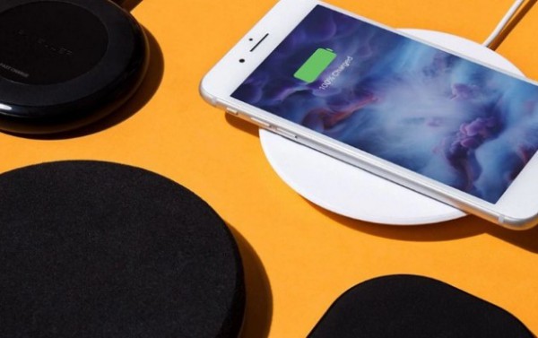 Sạc không dây có làm hỏng pin điện thoại của bạn? Sạc không dây có làm hỏng pin điện thoại của bạn?