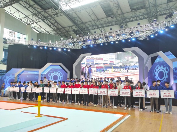 Sẵn sàng cho lễ khai mạc vòng chung kết Robocon Việt Nam 2023