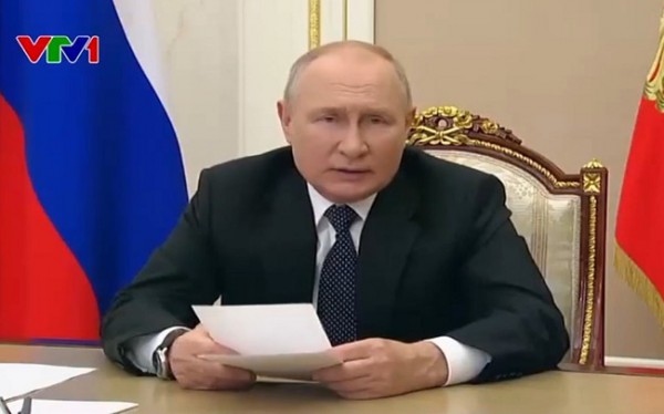 Tổng thống Nga ký sắc lệnh sử dụng "hộ chiếu kỹ thuật số"