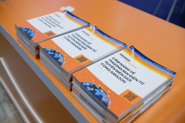 Trang bị kiến thức, thông tin về TMĐT xuyên biên giới cho doanh nghiệp Việt Trang bị kiến thức, thông tin về TMĐT xuyên biên giới cho doanh nghiệp Việt