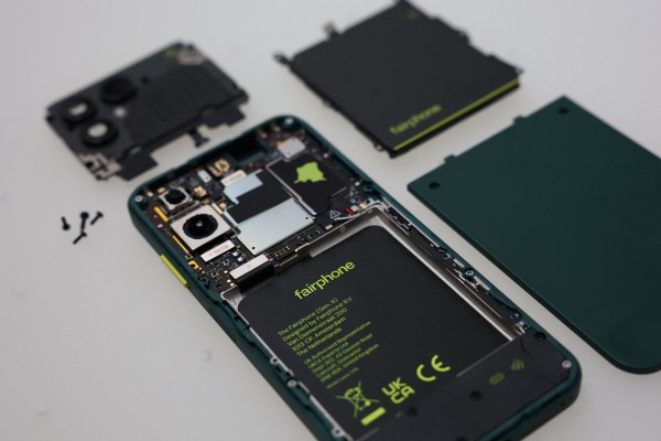 Vì sao không nên để điện thoại Android hết pin quá lâu? Vì sao không nên để điện thoại Android hết pin quá lâu?
