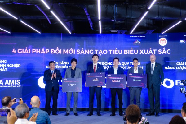 akaBot được vinh danh “Ngôi sao đổi mới sáng tạo” năm 2023