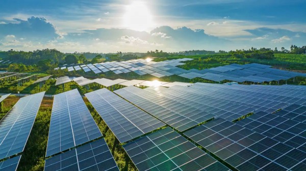 Điều kiện thời tiết đặc biệt giúp pin mặt trời đạt công suất tới 120%