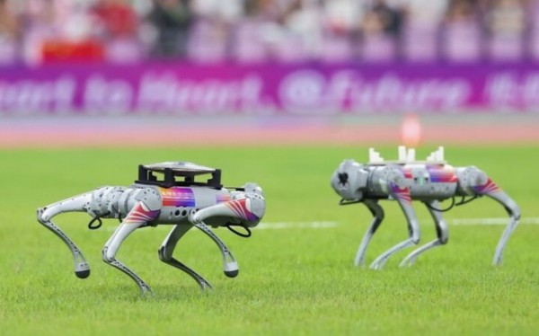 Đội quân robot phục vụ Á vận hội Hàng Châu, Trung Quốc