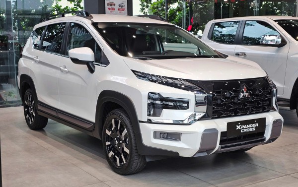 10 ô tô động cơ xăng, dầu bán chạy nhất Việt Nam 2025: Mitsubishi Xpander dẫn đầu 10 ô tô động cơ xăng, dầu bán chạy nhất Việt Nam 2025: Mitsubishi Xpander dẫn đầu