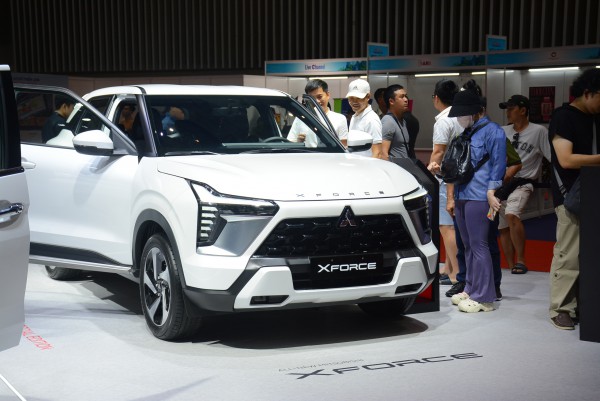 10 ô tô động cơ xăng, dầu bán chạy nhất tháng 4.2026: Veloz Cross dẫn đầu 10 ô tô động cơ xăng, dầu bán chạy nhất tháng 4.2026: Veloz Cross dẫn đầu