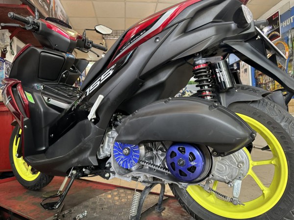 3 bộ phận trên xe máy cần kiểm tra sau khi 'lội' nước 3 bộ phận trên xe máy cần kiểm tra sau khi 'lội' nước