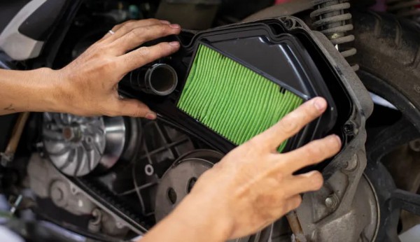 3 bộ phận trên xe máy cần kiểm tra sau khi 'lội' nước 3 bộ phận trên xe máy cần kiểm tra sau khi 'lội' nước