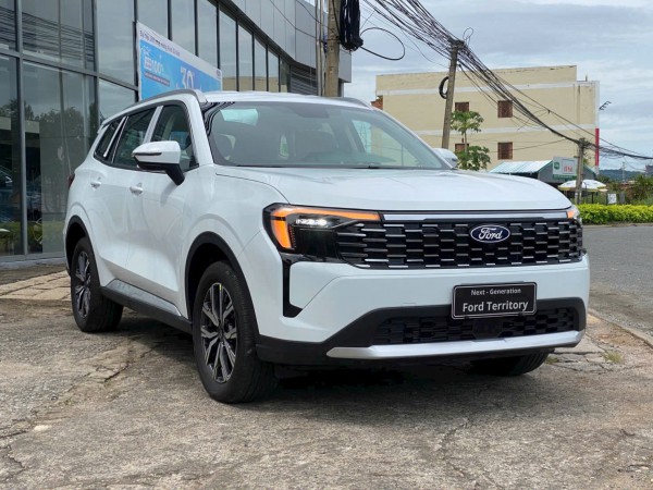 3 mẫu crossover cỡ trung 'ăn chắc mặc bền' giá dưới 800 triệu đồng