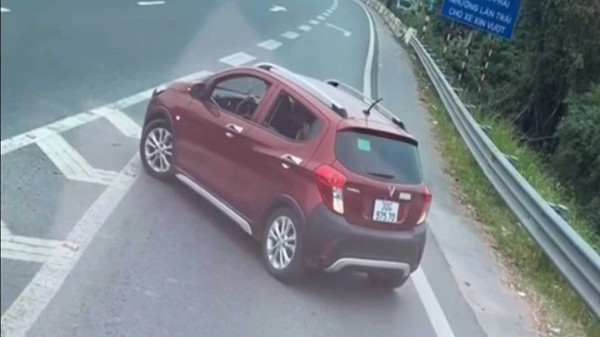 3 vạch kẻ đường dễ khiến tài xế 'dính' phạt nguội trong nội thành 3 vạch kẻ đường dễ khiến tài xế 'dính' phạt nguội trong nội thành
