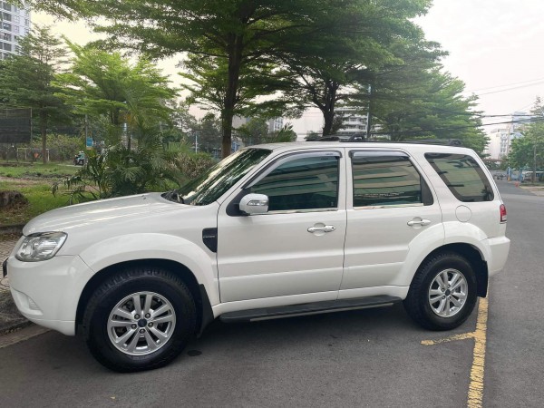 3 xe SUV 2 cầu giá dưới 300 triệu đồng tại Việt Nam