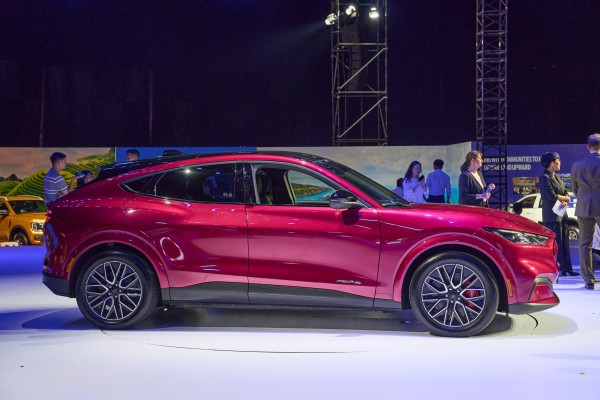 4 'chiến binh' Ford chiếm phần lớn thị phần tại Việt Nam 4 'chiến binh' Ford chiếm phần lớn thị phần tại Việt Nam