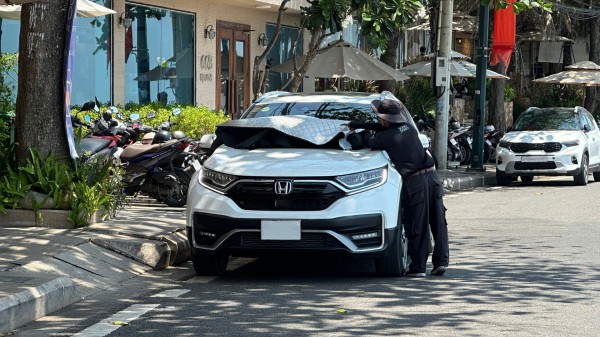 4 điều không nên làm khi bảo quản ô tô mùa nắng
