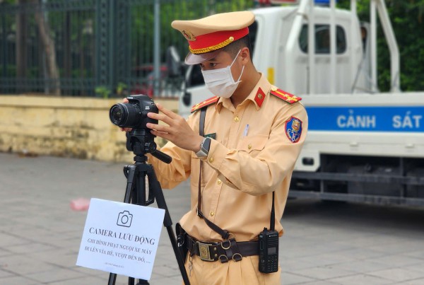 4 lỗi vi phạm luật giao thông khiến người đi xe máy dễ bị phạt nguội 4 lỗi vi phạm luật giao thông khiến người đi xe máy dễ bị phạt nguội