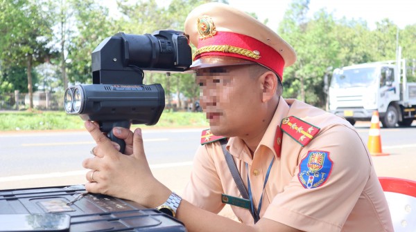 4 lỗi vi phạm luật giao thông khiến người đi xe máy dễ bị phạt nguội 4 lỗi vi phạm luật giao thông khiến người đi xe máy dễ bị phạt nguội