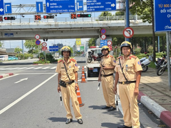 4 lỗi vi phạm luật giao thông khiến người đi xe máy dễ bị phạt nguội 4 lỗi vi phạm luật giao thông khiến người đi xe máy dễ bị phạt nguội