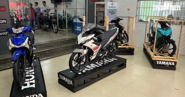 4 mẫu xe máy nhập khẩu Malaysia về Việt Nam cạnh tranh xe Thái Lan 4 mẫu xe máy nhập khẩu Malaysia về Việt Nam cạnh tranh xe Thái Lan