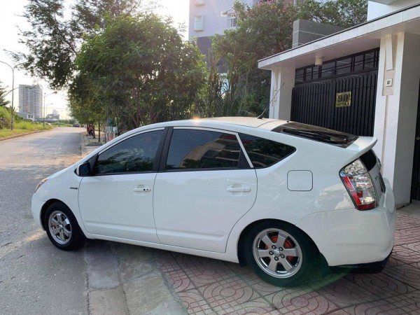 4 xe hybrid ‘đầu đời’ lăn bánh tại Việt Nam 4 xe hybrid ‘đầu đời’ lăn bánh tại Việt Nam