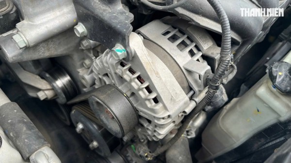 5 dấu hiệu cảnh báo máy phát điện trên ô tô đang có vấn đề 5 dấu hiệu cảnh báo máy phát điện trên ô tô đang có vấn đề