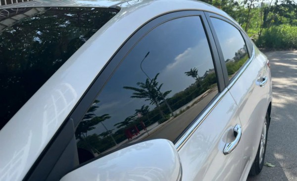 5 dấu hiệu nhận biết phim cách nhiệt ô tô xuống cấp, cần thay mới