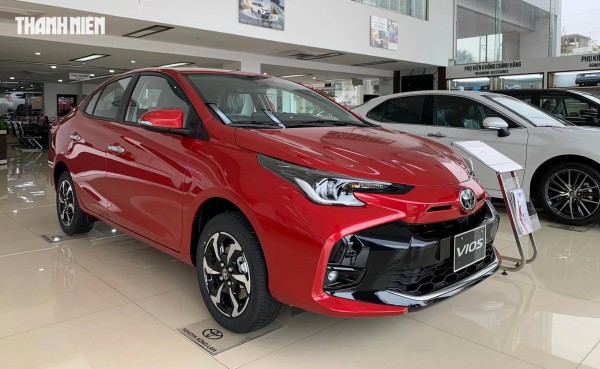 7 mẫu xe sedan còn cung cấp phiên bản số sàn tại Việt Nam