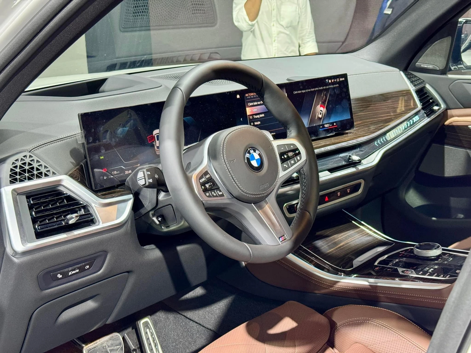 BMW X5 LCI 2024 giá từ 3,909 tỉ đồng tại Việt Nam