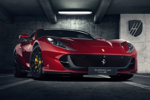 Bí quyết “siêu xa xỉ” của Ferrari